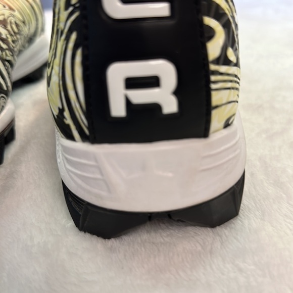 Under Armour Clutch Fit Highlight Football Hightop Cleat Zebra Print S13 main image 5